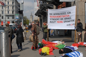Aktion gegen weltweite Rüstungsausgaben (Bellevue, Zürich)