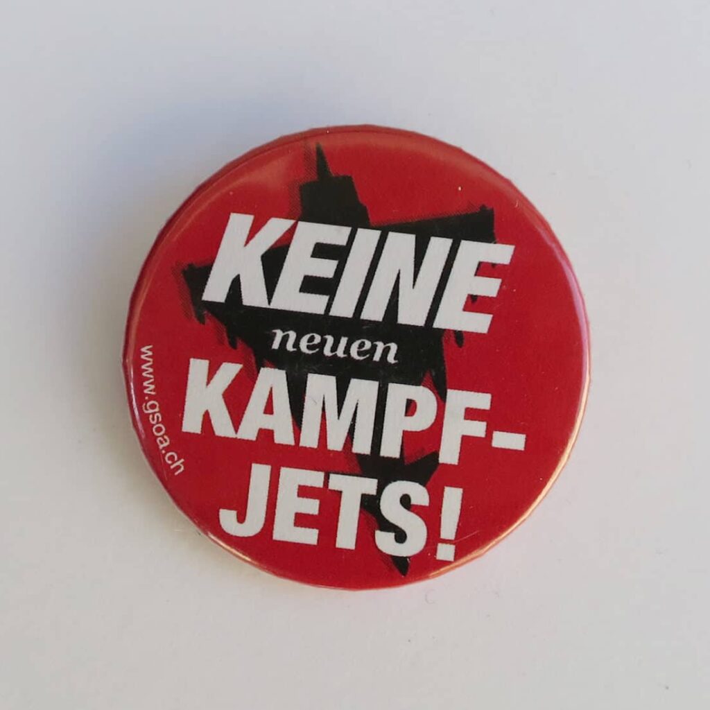 Pin "Keine neuen Kampfjets!"