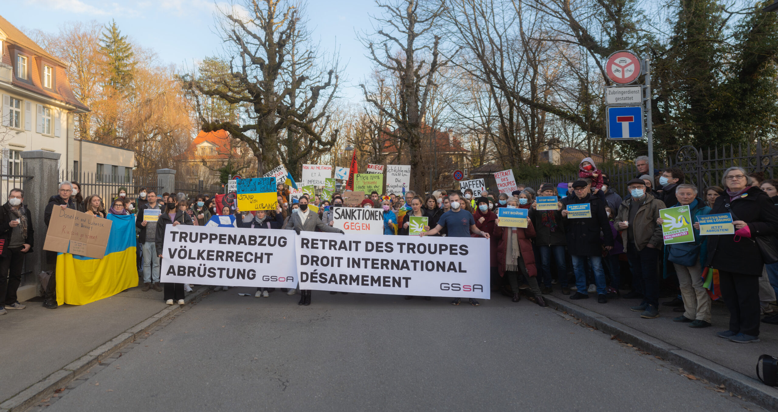 200 Teilnehmer an Protestaktion vor russischer Botschaft