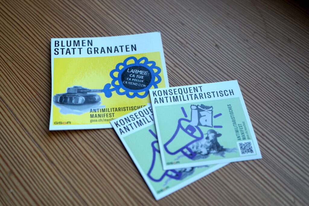 10x Stickers Antimilitaristisches Manifest