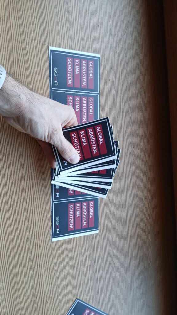 5x Stickers Global abrüsten, Klima schützen