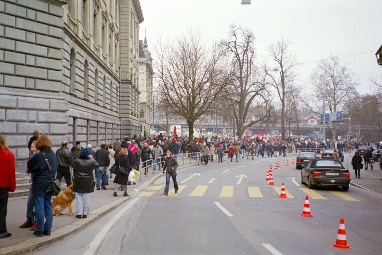 13 Uhr beim Kunstmuseum